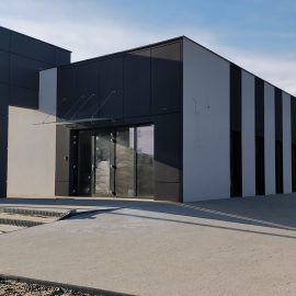 Budynek Usługowy - Klinika 42000